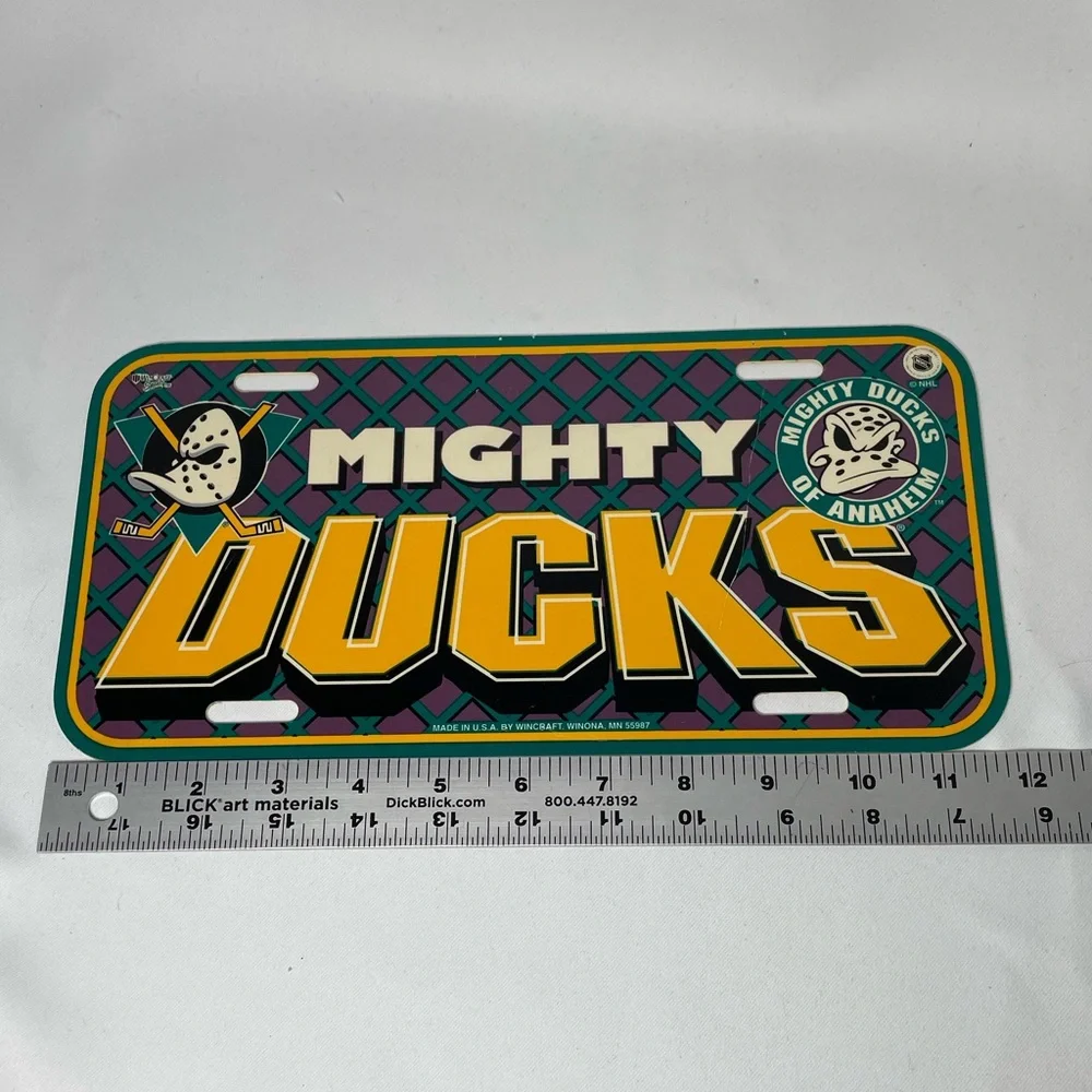 Wincraft point it duck